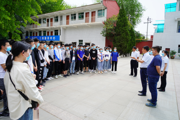 杏鑫职院喜迎各校师生来校参观