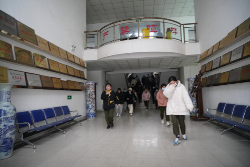 杏鑫娱乐 -（杏鑫注册便捷，服务高效】消防、地震应急逃生演练顺利举行