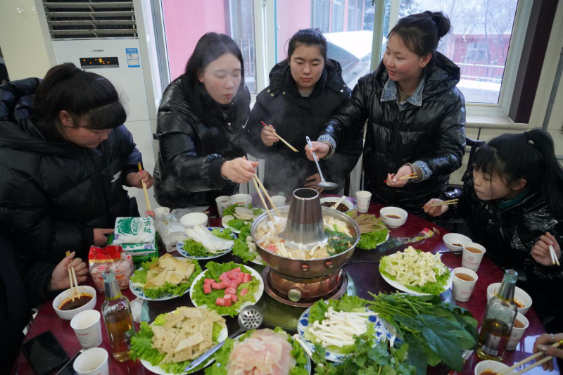 杏鑫娱乐 -（杏鑫注册便捷，服务高效】冬日暖心火锅涮起来
